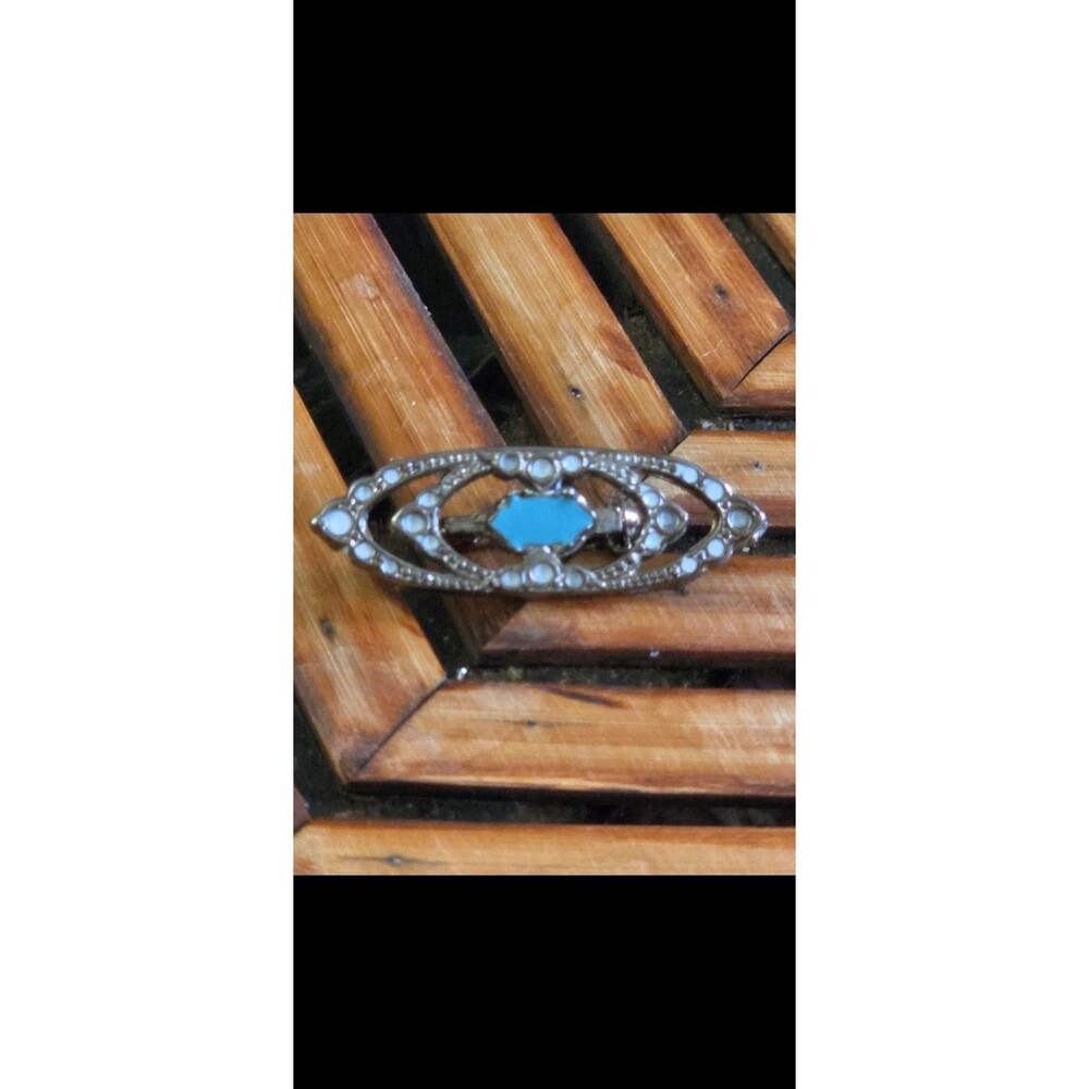 Vintage Art Deco Silver Tone Filigree Brooch Pin Faux Turquoise And White Enamel